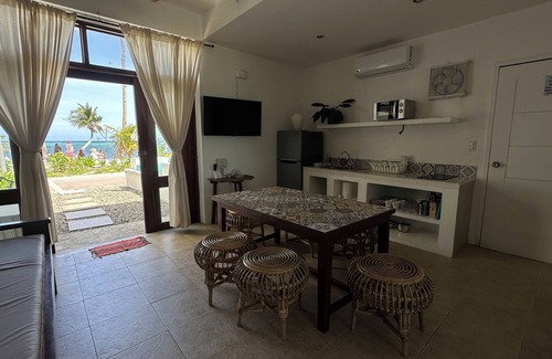 Aklan Province Apartamento | Cozy and Affordable Beach Front House in Boracay