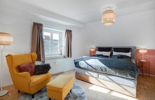 Graz City Centre Apartamento | Cozy and Calm - Historic City Center with Free Parking by HERO HOMES