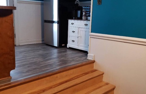 Wilmington Apartamento | Cozy and Charming Studio with Private Deck Near Wrightsville Beach
