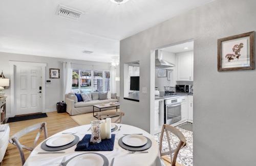 Southside Casa | Cozy and Charming in SoSo