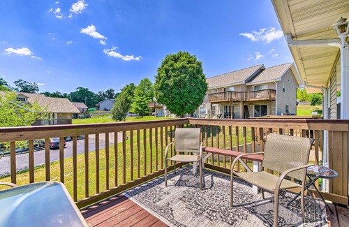 Table Rock Apartamento | Cozy and Convenient Branson Condo with Balcony!