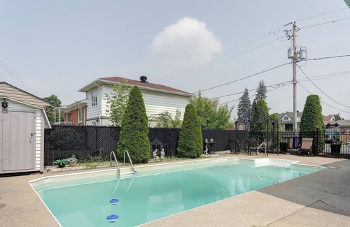 Laval-des-Rapides Casa | Cozy and Elegant Entire House