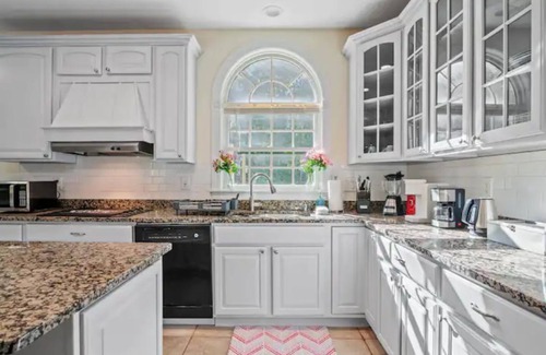 Waterford Casa | Cozy and Fun Waterford Getaway