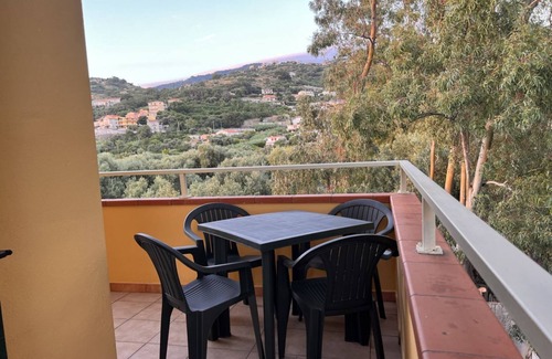 Fuscaldo Apartamento | Acogedor y moderno apartamento junto al mar.
