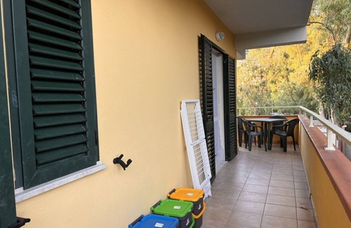 Fuscaldo Apartamento | Acogedor y moderno apartamento junto al mar.