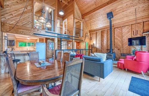 Calabogie Chalet De Esquí | Cozy and Modern Chalet