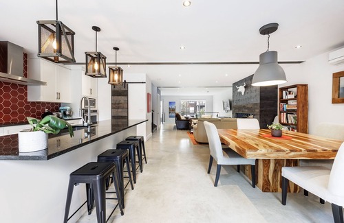 Verdun Casa | Cozy and modern house, 5 mins from everything in Verdun