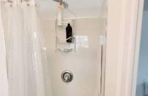 Wharton Casa | Cozy and Peaceful Near Mall, Hospital Public Transportation