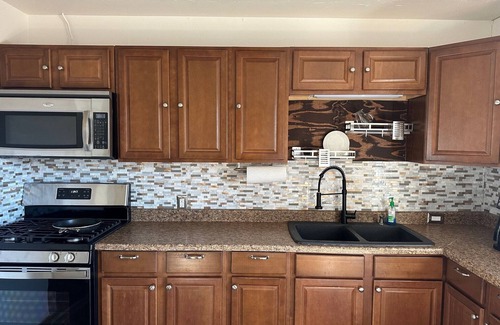 Northeast Reno Casa | Cozy and Pet Friendly "Movie House" in Reno with RV parking