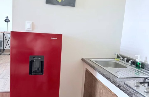 Ensenada Apartamento | Casa acogedora, pet friendly con vista a montañas, 15 mins del Valle y Centro.
