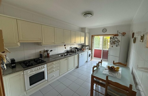 Portela Condominio | Cozy and Quiet Apartment near the Center