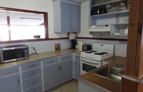 Albert Bridge Cabaña | Cozy and Quiet Cottage on Mira River. Close to Sydney and Fortress of Louisburg