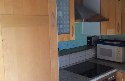 Bruinisse Casa | Acogedora y tranquila casa de vacaciones en un pequeño lago y junto al mar