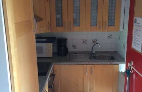 Bruinisse Casa | Acogedora y tranquila casa de vacaciones en un pequeño lago y junto al mar