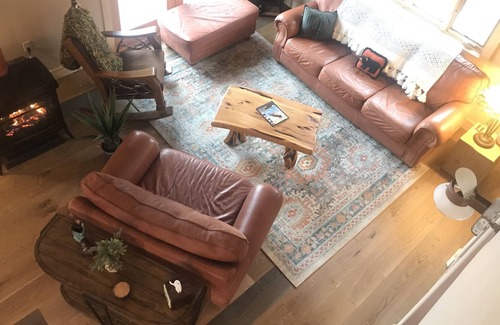 Craig Cabina | Cozy and quiet! Willow Creek Mountain Cabin with nature all to yourself!