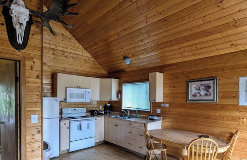 McBride Cabina | Cozy and Relaxing Getaway Cabin #3