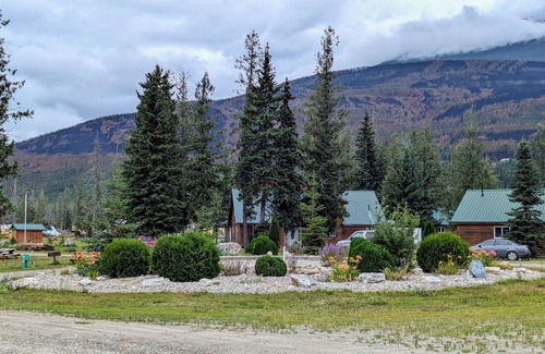 McBride Cabina | Cozy and Relaxing Getaway Cabin #3