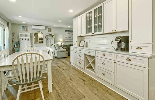 Sea Isle City Condominio | Cozy and Roomy Beachside Bungalow in Sea Isle