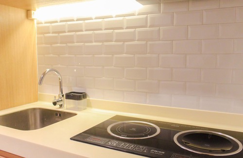 Cikokol Apartamento | Cozy And Simply Studio Apartment Tree Park City Cikokol