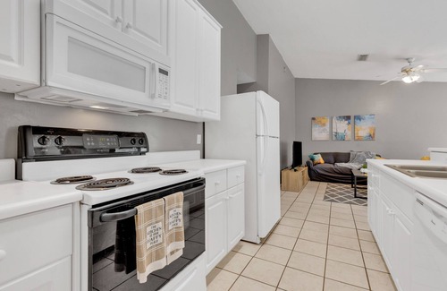 Tallahassee Casa | ❤️💛 Cozy and Spacious Cottage ⭐️ Comfortable ⭐️ Spacious ⭐️ Next to FSU ❤️💛