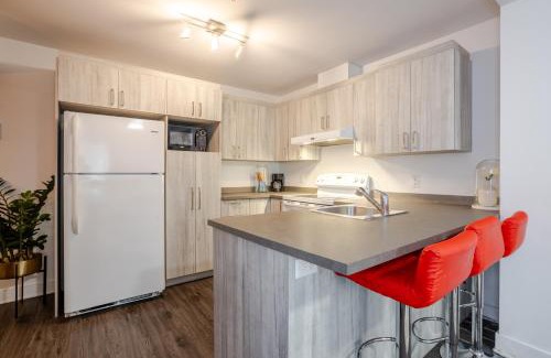 Griffintown Apartamento | Cozy and Spacious Condo Downtown