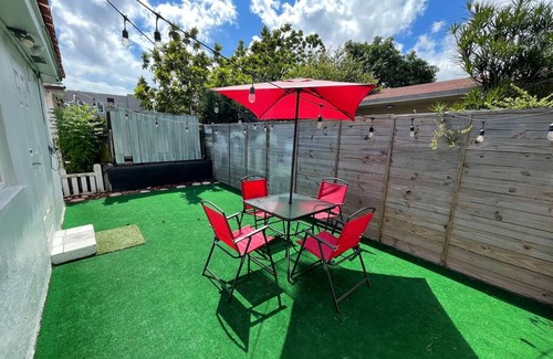 Coral Way Casa | Cozy and Super Location 2 BR