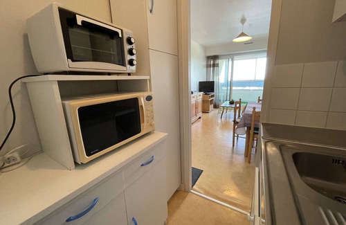 Saint-Hilaire-de-Riez Apartamento | Apartamento acogedor cerca de la playa con balcón y vista al mar