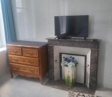 Fougerolles-du-Plessis Apartamento | Cozy Apartment in Fougerolles du Plessis