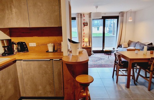 Montalbert Apartamento | Apto acogedor en centro de estación, cerca pistas, parking, WiFi