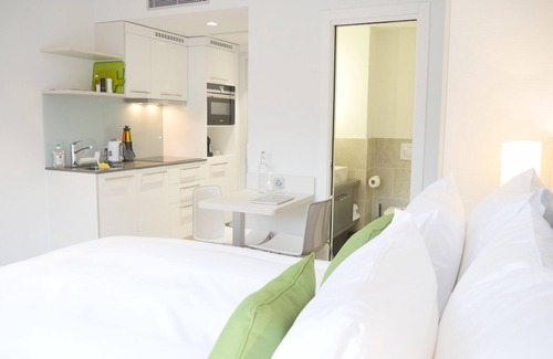 Vevey Casa | Cozy apart Hotel with 1 bedroom and WiFi, fitness room in enchanting Vevey