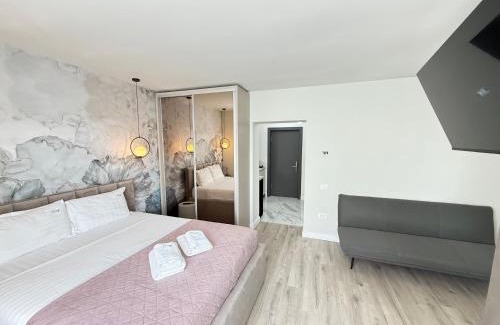 Brasov Apartamento | COZY Aparthotel - Luxury Studios # Brasov
