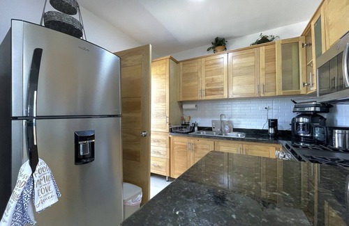Guaricano Apartamento | Cozy Apartment with Pool View 10 minutes USA Embassy