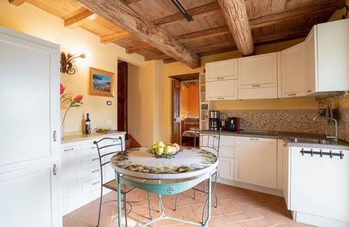 Castel Focognano Apartamento | Acogedor apartamento en Castel.
