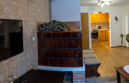 Mojstrana Apartamento | Cozy Apartma Lana near mountains in Slovenia!