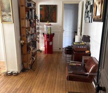 La Celle-sous-Gouzon Apartamento | Cozy apartment in Saint Mandé Paris, metro line 1