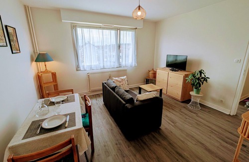 Luxeuil-les-Bains Apartamento | Acogedor apartamento en el centro de Luxeuil-les-Bains cerca de termas