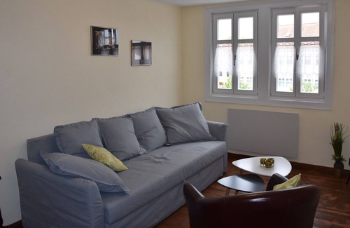 Bad Rodach Apartamento | Cozy apartment (56sqm) with a view of the historic Bad Rodach market