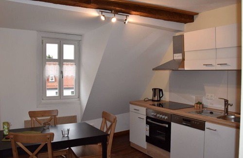 Bad Rodach Apartamento | Cozy apartment (56sqm) with a view of the historic Bad Rodach market