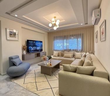 Marshan Apartamento | Cozy apartment Beach and Souk within walking distance