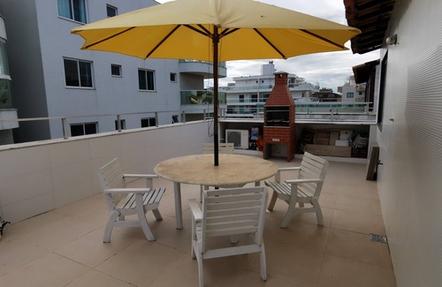 Braga Apartamento | Cozy apartment with terrace and barbecue within walking distance of the beach.