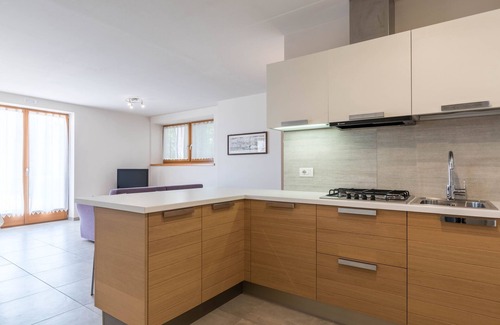 Cagno Apartamento | Acogedor apartamento "Casa Weekend" con vistas al lago, a las montañas y Wi-Fi
