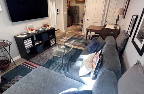 Shaw Apartamento | Cozy apartment centered in historical U-ST/Shaw/Logan Circle neighborhoods!