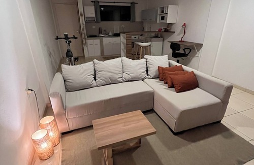 Villa Elisa Apartamento | Alquilo cozy apartment a tan solo 10 km del Microcentro de Asunción