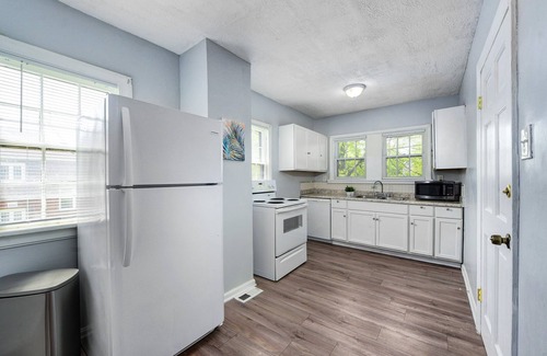 Shaker Heights Apartamento | Cozy Apartment in Safe Area ~ 15 min from Cleveland Clinic ~ Long Stays Welcome