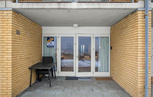 Sandkaas Apartamento | Cozy Apartment In Allinge With Wifi
