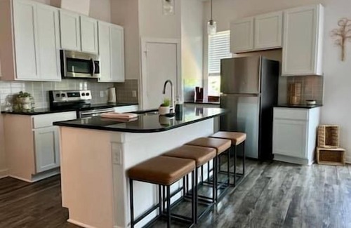 Leander Apartamento | Modern and spacious Austin