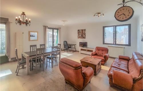 Beziers Apartamento | Cozy Apartment In Béziers With Wi-Fi