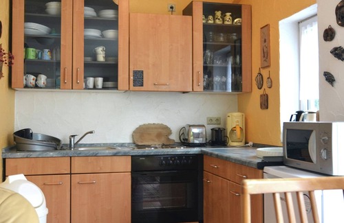 Oberveischede Apartamento | Cozy Apartment in Bruchhausen with Terrace