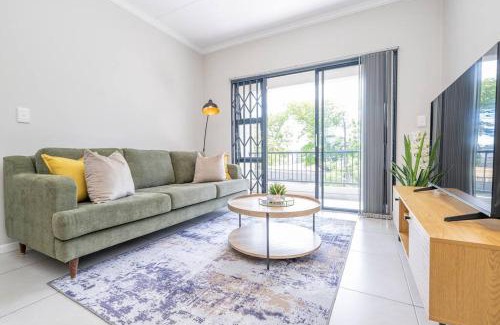 Trawal Apartamento | Cozy Apartment in Brackenfell, Cape Town, ZA