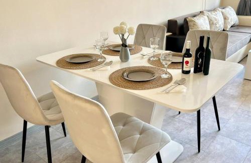 Hristo Botev Apartamento | Cozy Apartment in Central Varna
